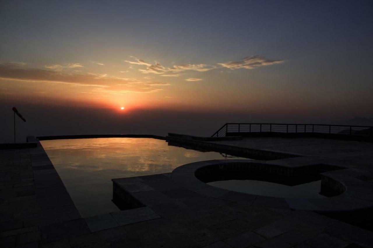 Chandragiri Hills Resort Thānkot Buitenkant foto