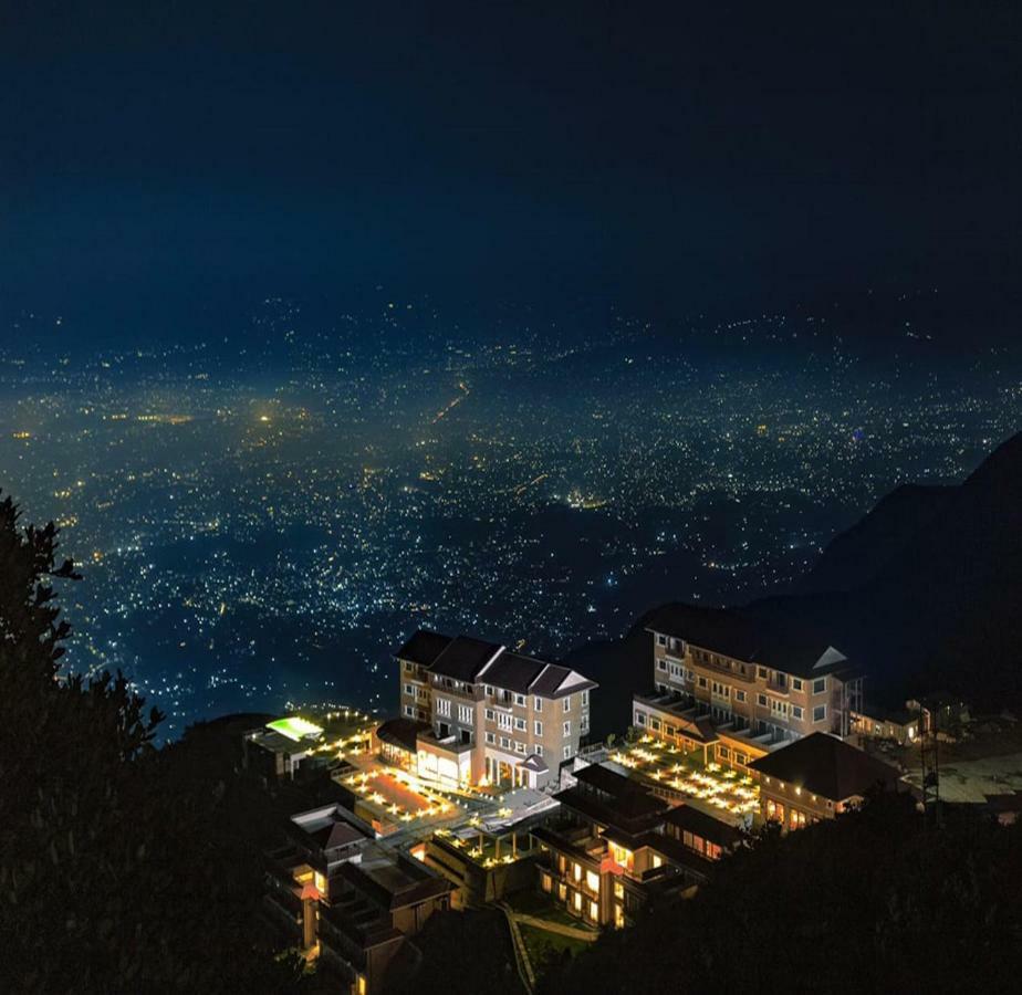 Chandragiri Hills Resort Thānkot Buitenkant foto