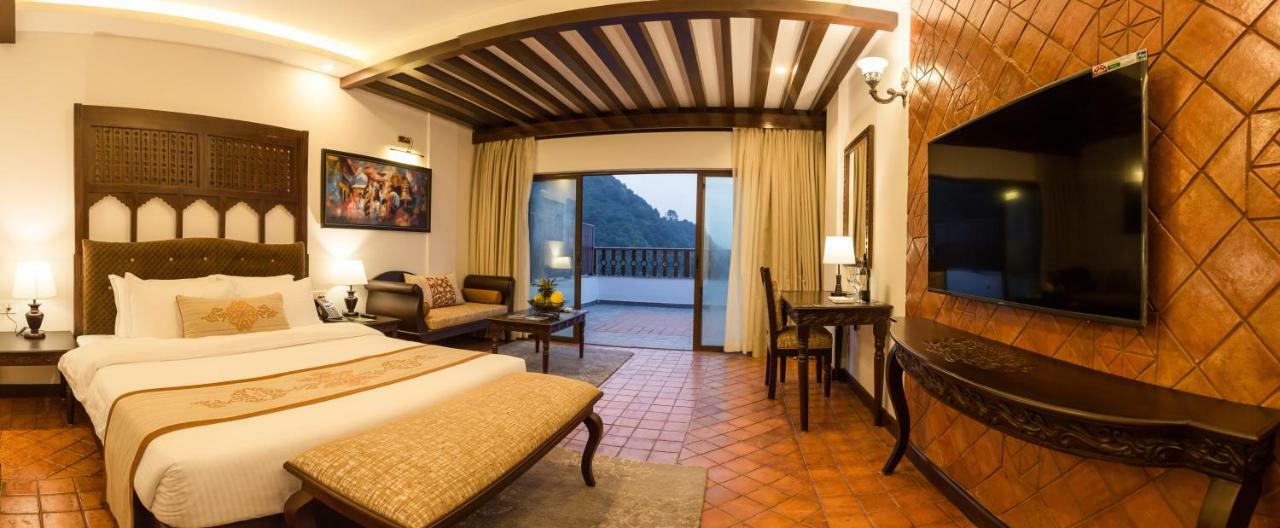 Chandragiri Hills Resort Thānkot Buitenkant foto