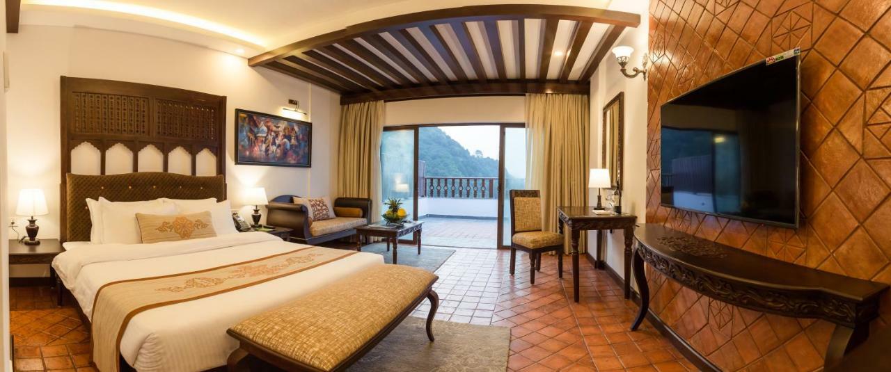 Chandragiri Hills Resort Thānkot Buitenkant foto